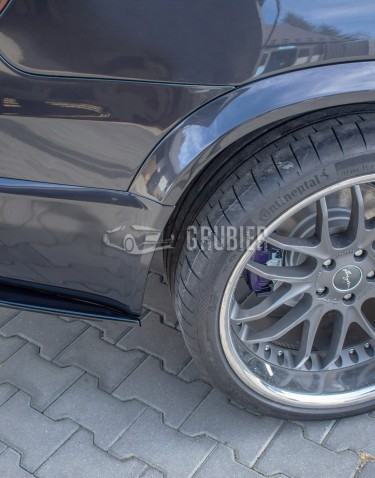 - REAR BUMPER LIP - BMW X5 - E70 M-Sport - "GT1 Corners" (LCI, Facelift)