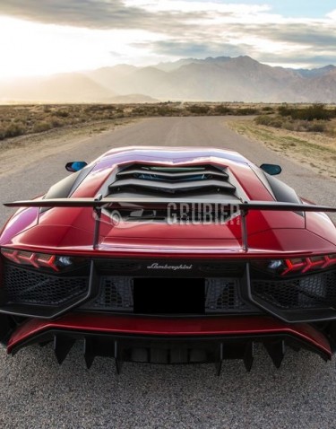 - ZDERZAK TYLNY - Lamborghini Aventador - "SV / SuperVeloce Look"