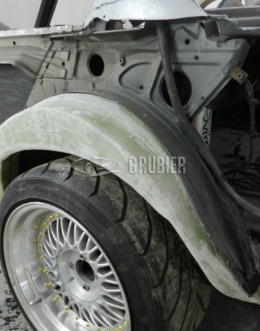 - FENDER FLARES - BMW 3-Serie E30 - "M3 Conversion Inner Fender Extensions" (Sedan / Touring / Coupe & Cabrio)