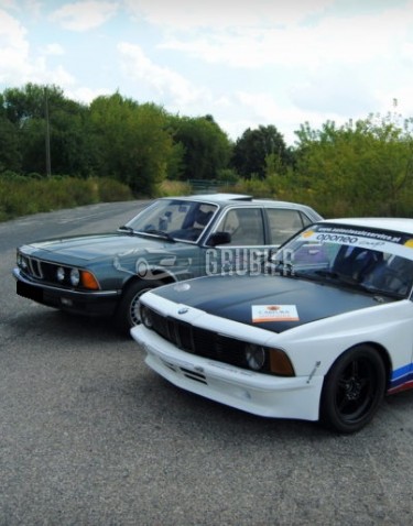 - FRAMSKJERMER - BMW 7 Serie - E23 - "CSL Coupe Insp."