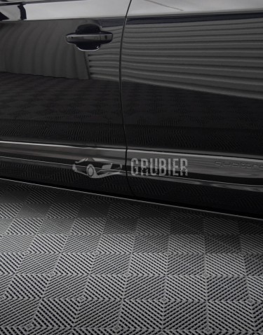 - SIDESKJØRT LEPPE - Audi Q7 4M S-Line - "Black Edition"