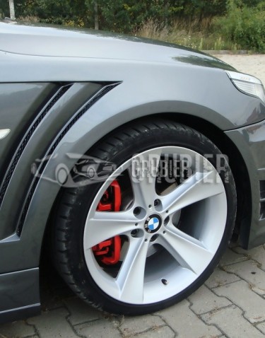 - FRONT FENDERS - BMW 5 Serie E60 / E61 - MT1 (Sedan & Touring)