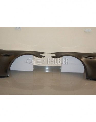 - FRONT FENDERS - BMW 5-Series F10 / F11 - "M5 Look - Carbon" (Sedan & Touring)